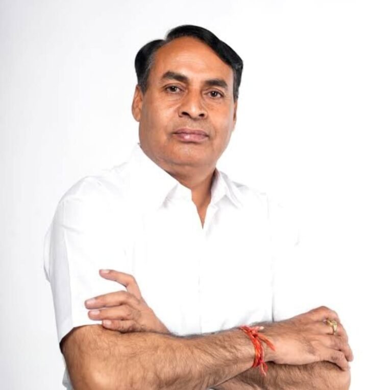 विधायक एवं राजस्थान एससी एसटी भाजपा मोर्चा प्रदेश अध्यक्ष मीणा पर भी उंगली उठी