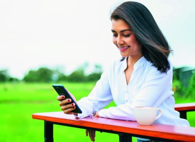 आपने अपना मोबाइल किसी को कॉल करने के लिए दिया तो, यह मदद आपके लिए..