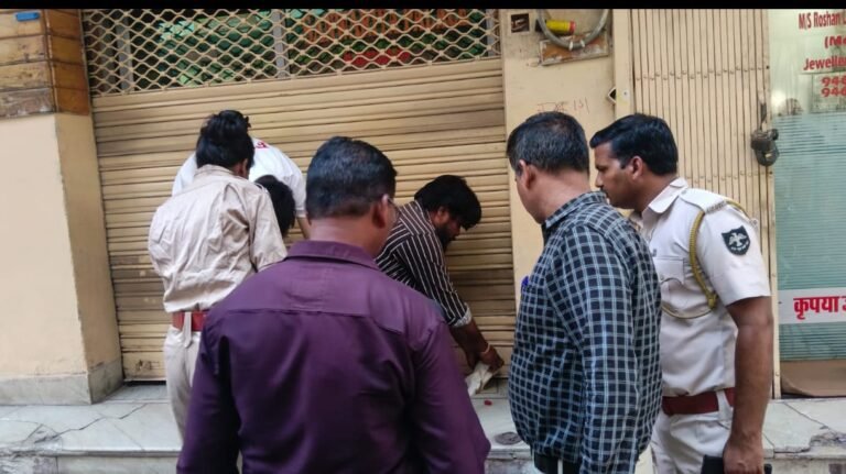 जयपुर में 14 कोचिंग सेंटर और लाइब्रेरी व भीलवाड़ा में एक कोचिंग सेंटर 2 होटल सील